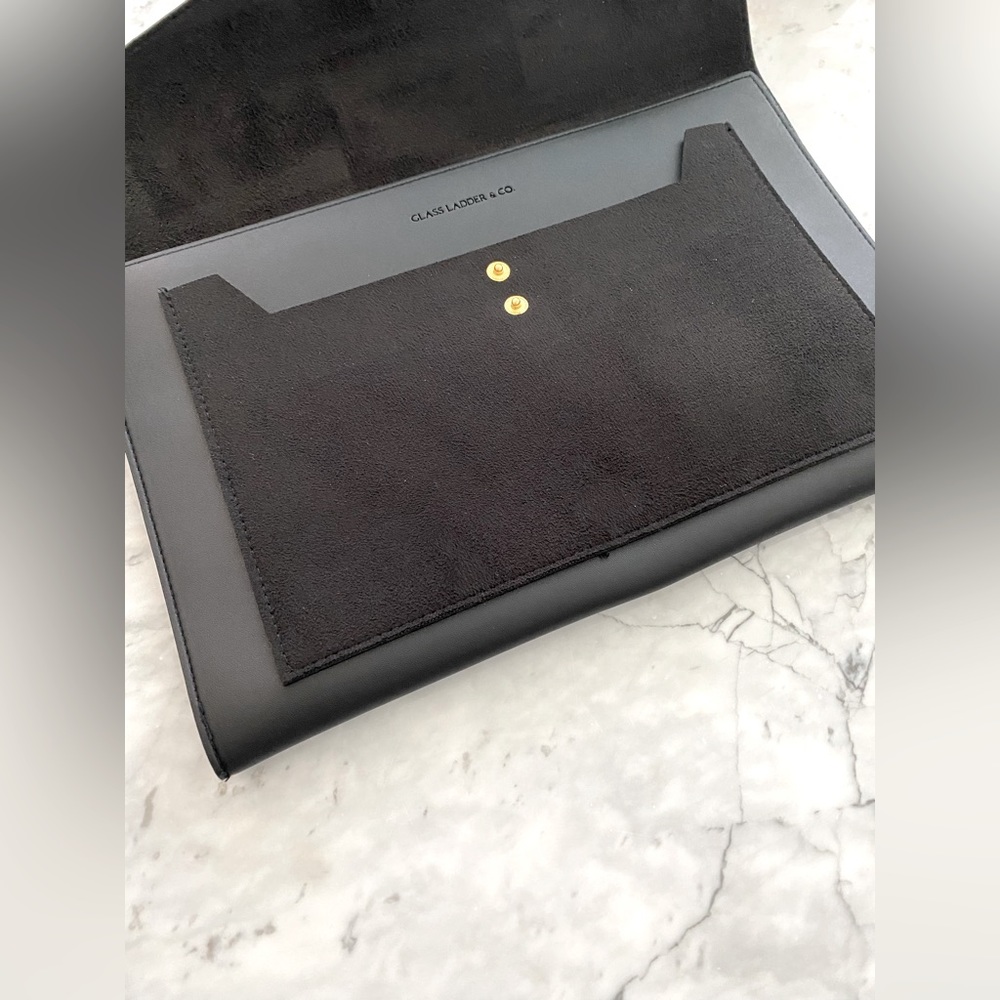 GLASS LADDER & Co. Megan Portfolio Clutch Black - Picture 2 of 3